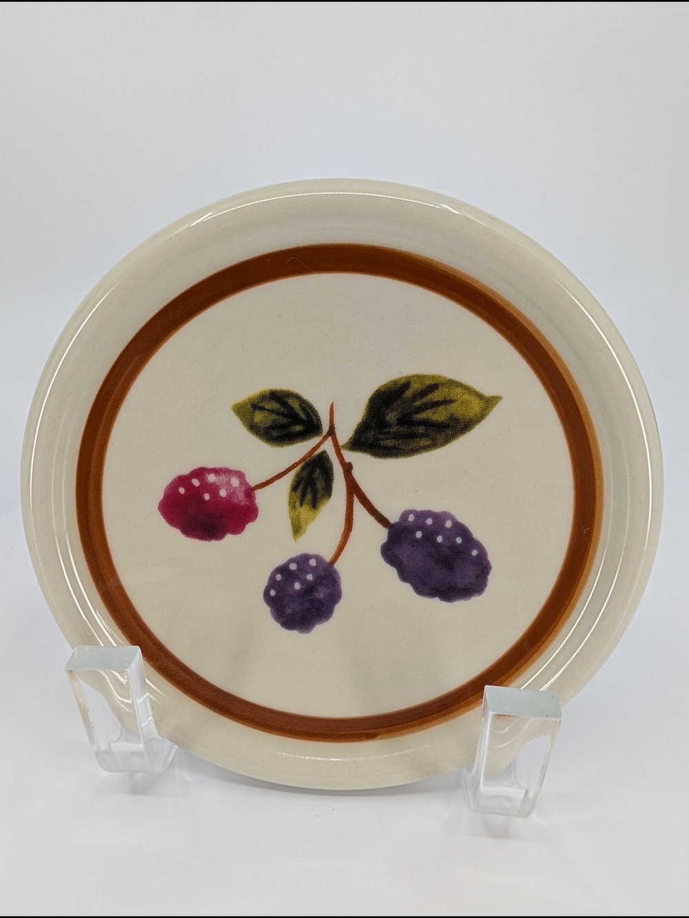 Longaberger Stoneware Pottery Berry Fruit Medley Botanical 1-Pint Crock & Lid - Picture 3 of 10